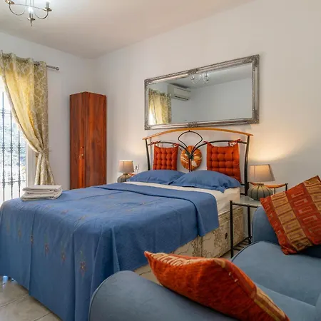 Cozy In With Wifi Holiday home